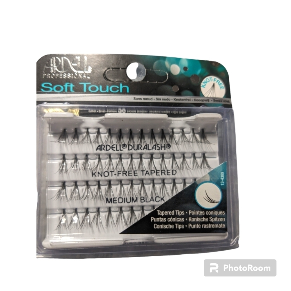 Eyelash, Knot-Free Tapered. Medium Black by Ardell Duralash. NWT